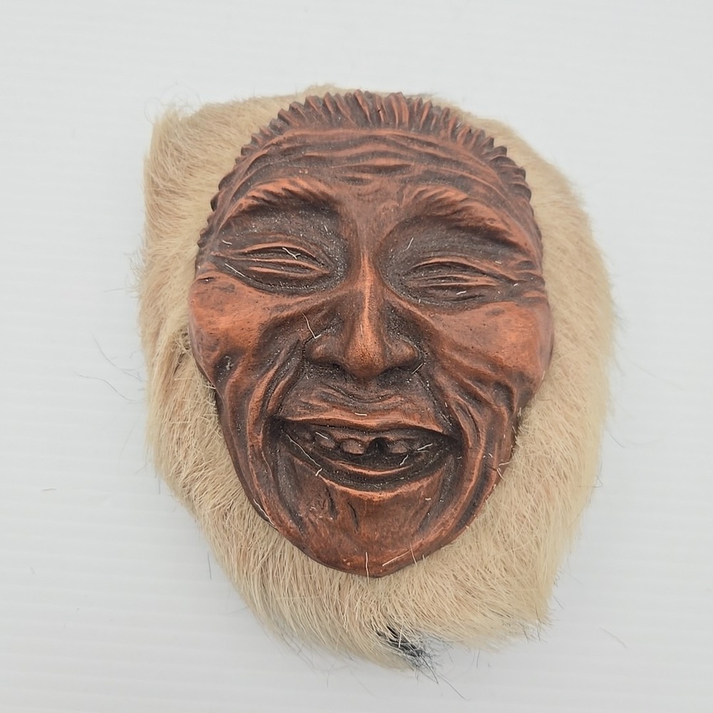 Vintage Alaskan Eskimo heads; fur‎ trim wall hanging